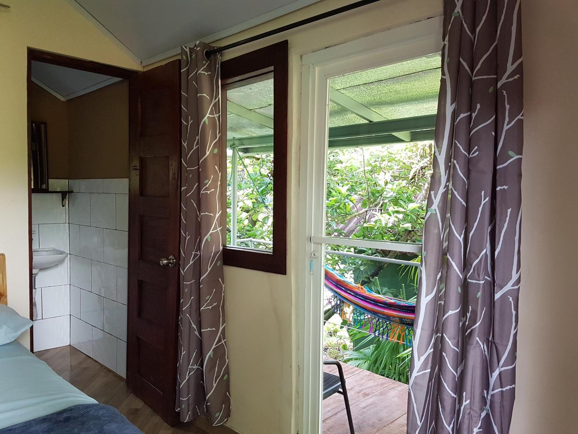 Pinos De Hostal Torio